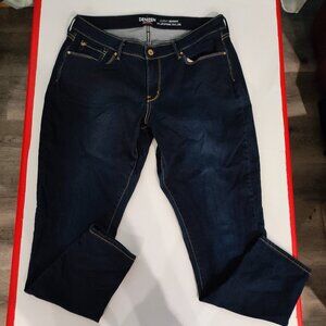 Denizen from Levi's jeans curvy skinny dark wash blue women's size W34 L32